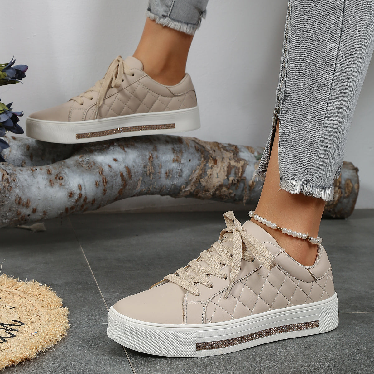 2025 New Grid Style Fashion Trend Multi-functional Comfort Anti-slip Women's Platform Shoes, suitable for outdoor activities and women's casual shoes