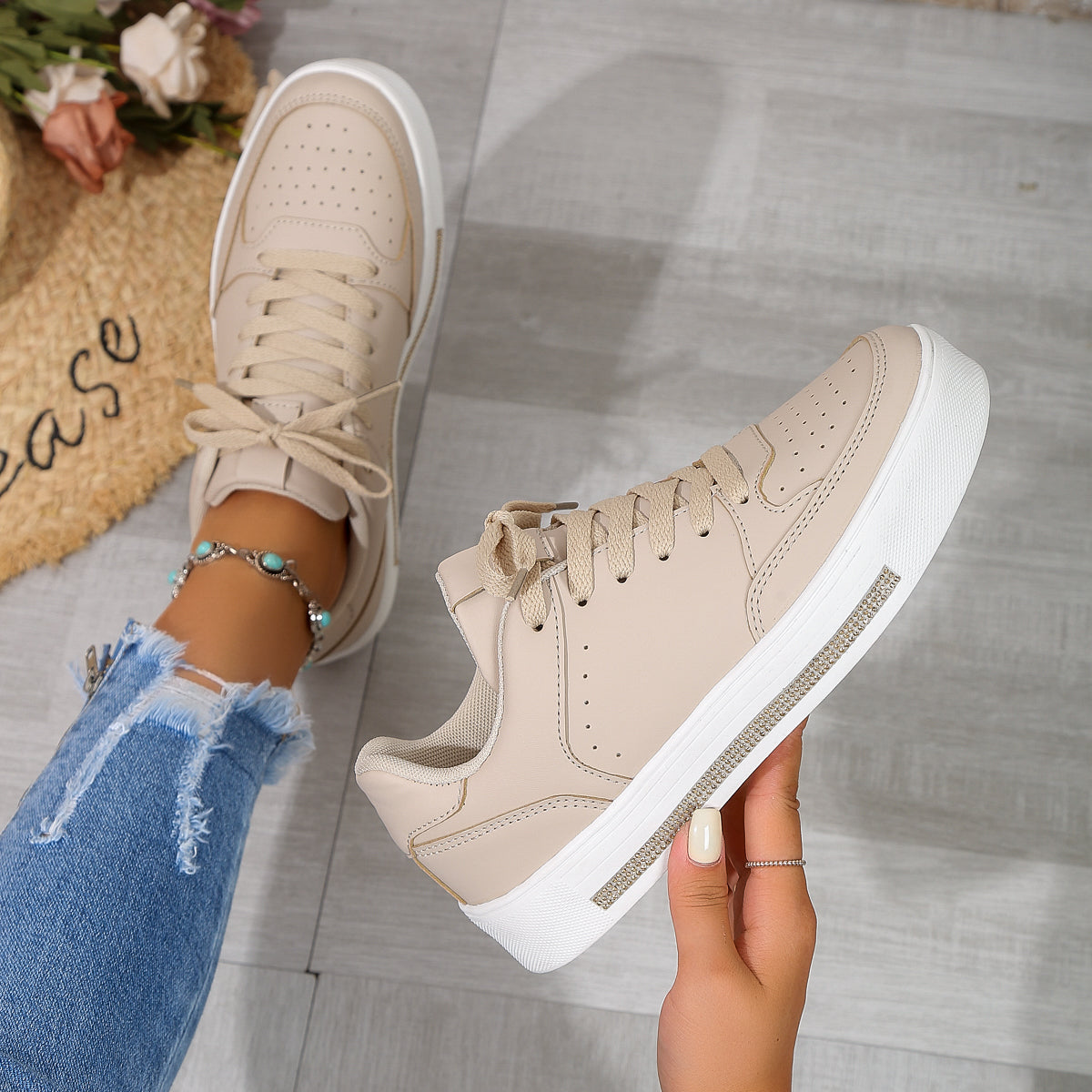 2025 New Grid Style Fashion Trend Multi-functional Comfort Anti-slip Women's Platform Shoes, suitable for outdoor activities and women's casual shoes