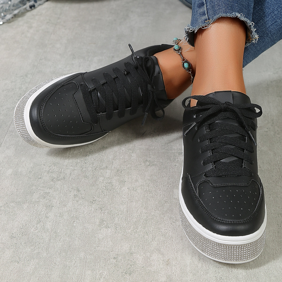 2025 New Grid Style Fashion Trend Multi-functional Comfort Anti-slip Women's Platform Shoes, suitable for outdoor activities and women's casual shoes